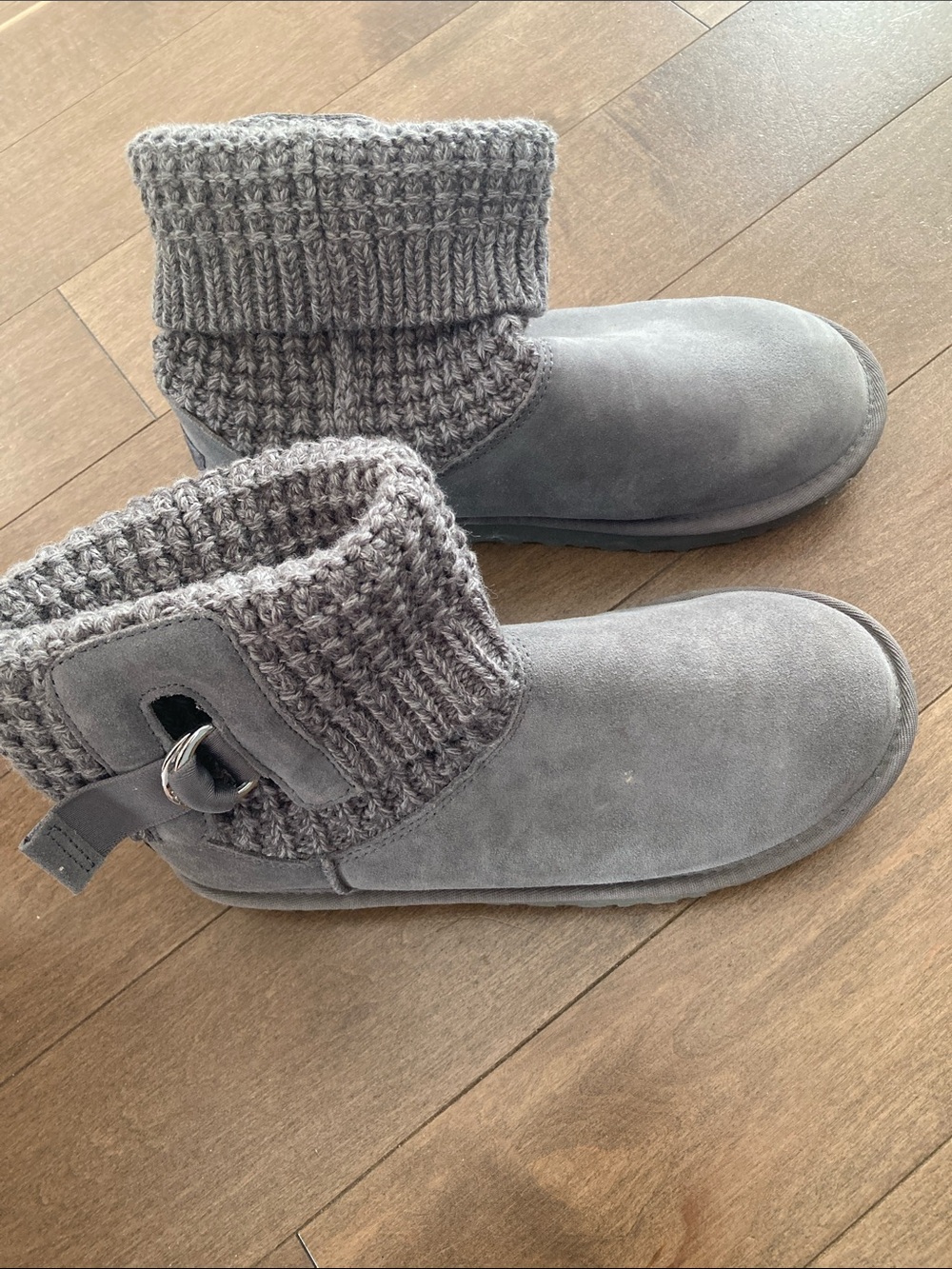 UGG Women's solene grey Knit-Cuff boots - Picture 3 of 8